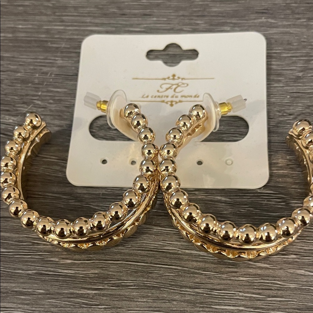 New Boutique Gold Toned 3 Strand Look Open Hoops